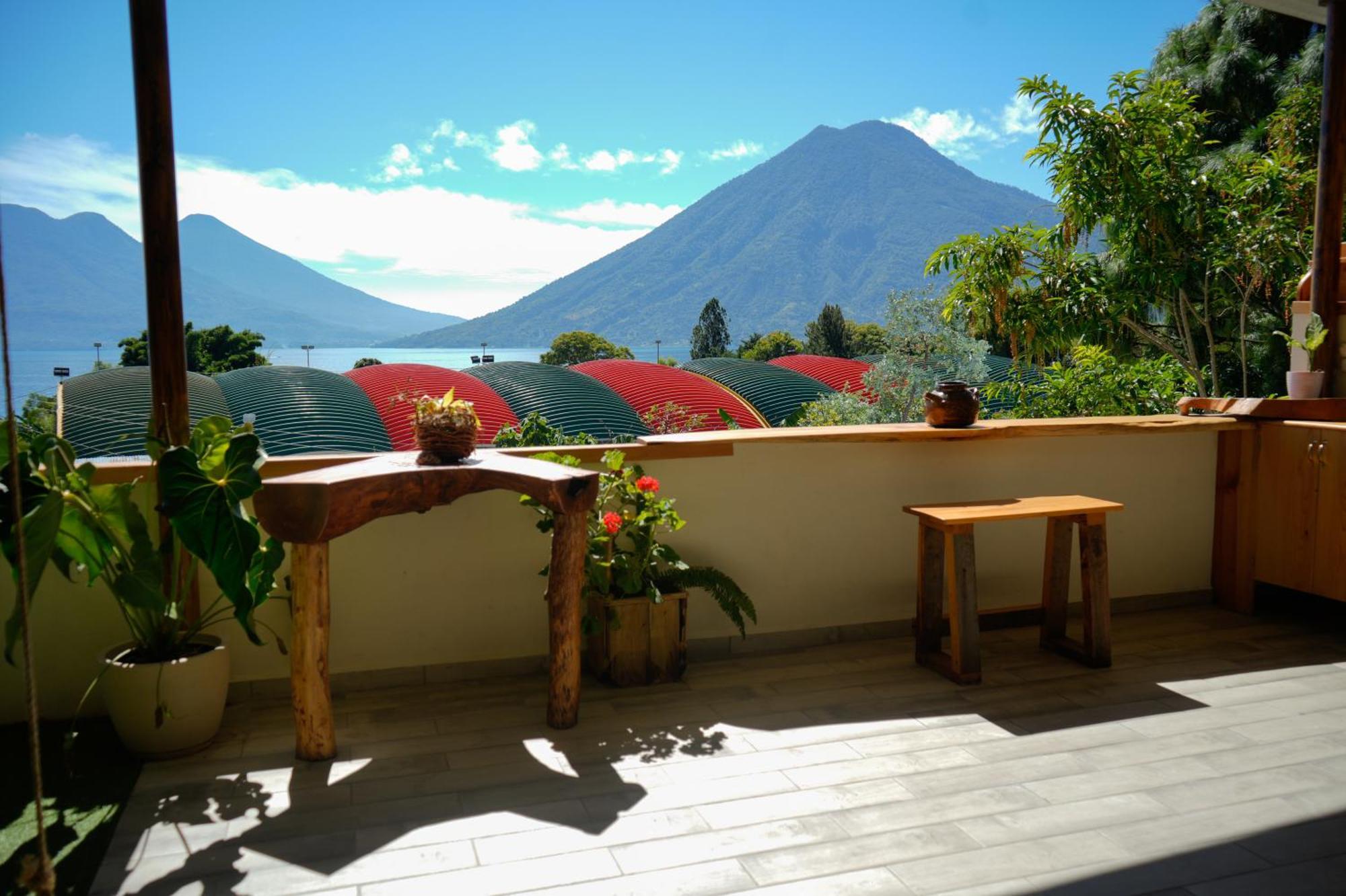 Albergue Casa Madera San Marcos La Laguna Exterior foto